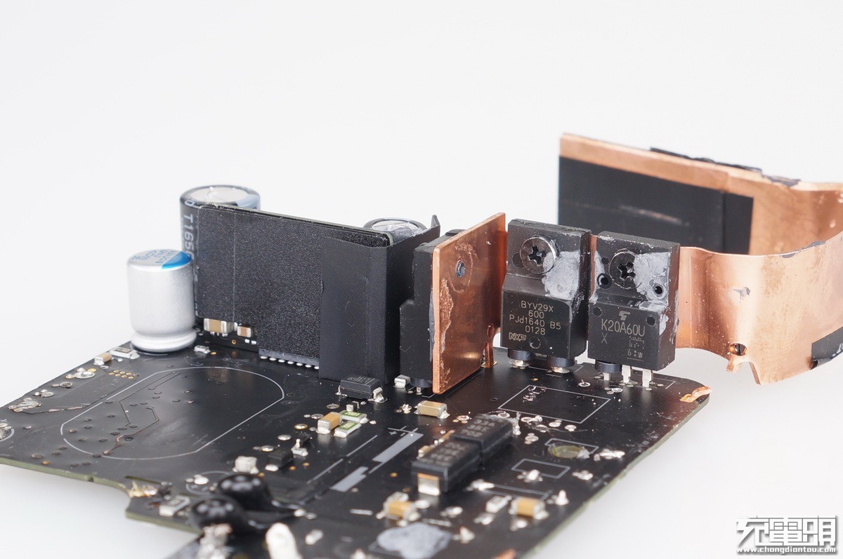 苹果87w充电器原装测评,苹果原装pd充电器66w超级快充