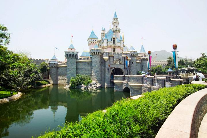 香港迪士尼乐园攻略英文,香港迪士尼乐园攻略300字