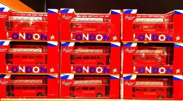 王府井最大的玩具店,环球中心最大的玩具店