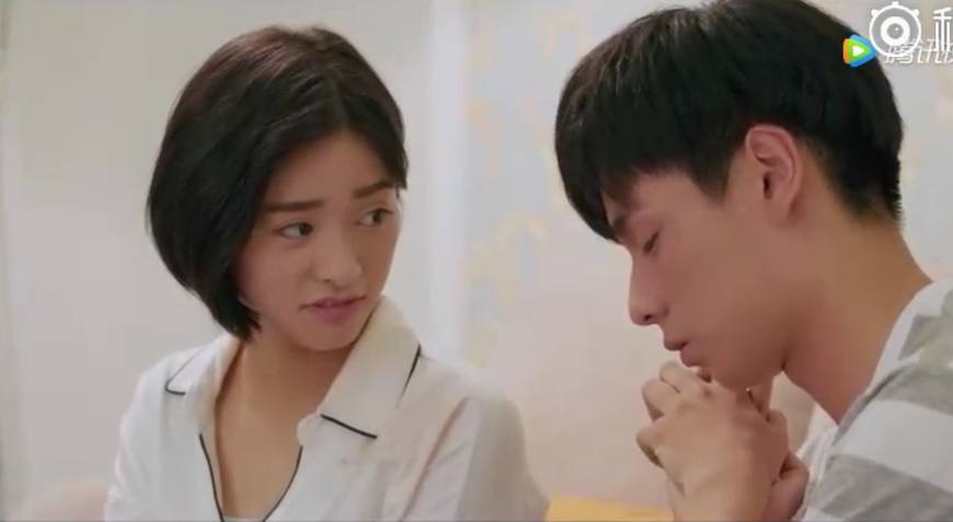 江辰惹陈小希生气小希要转学,江辰三年后见陈小希送小希回家