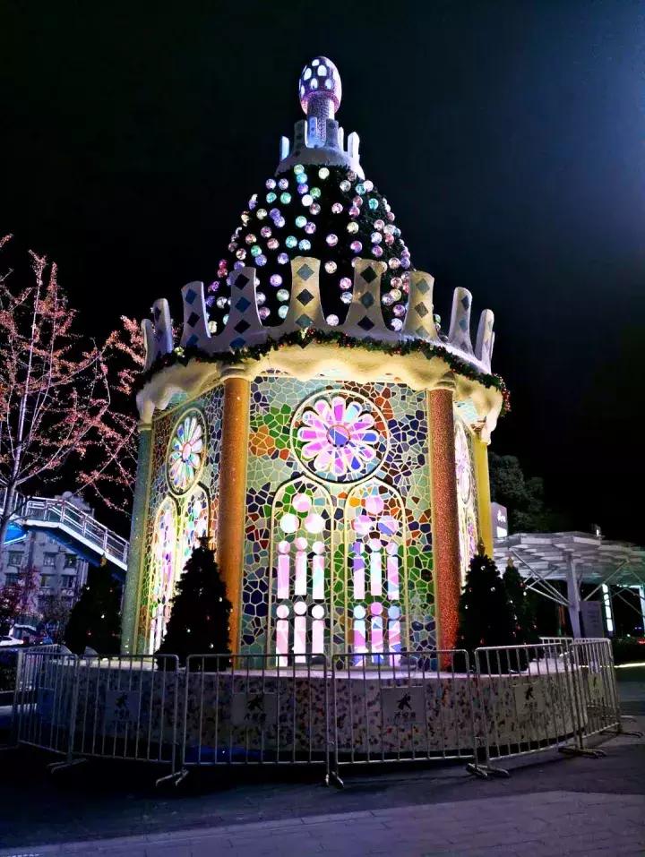 魔都今年的圣诞树，我们都帮你找来了！20颗圣诞树治愈这个冬季~