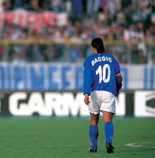 忧郁王子巴乔个人简介,世纪经典巴乔