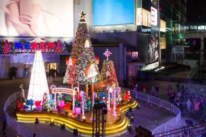 魔都今年的圣诞树，我们都帮你找来了！20颗圣诞树治愈这个冬季~