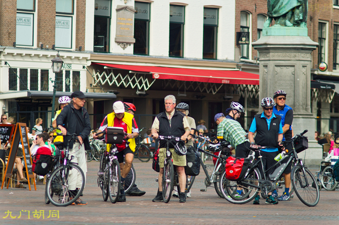 阿姆斯特丹河里自行车,阿姆斯特丹的白色自行车