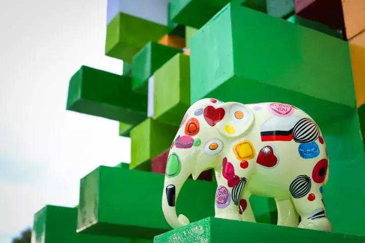 魔都今年的圣诞树，我们都帮你找来了！20颗圣诞树治愈这个冬季~