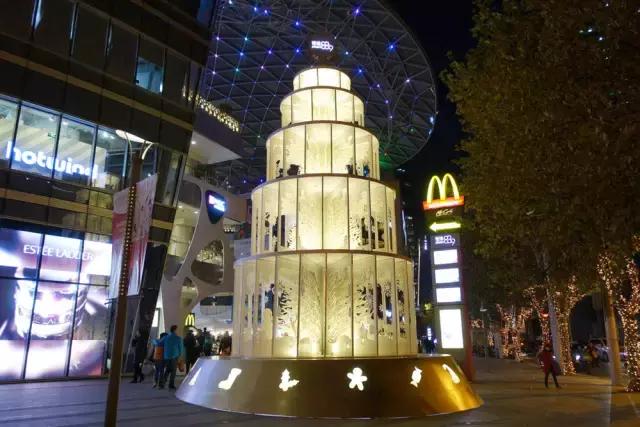 魔都今年的圣诞树，我们都帮你找来了！20颗圣诞树治愈这个冬季~