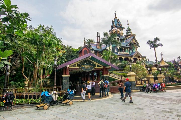 香港迪士尼乐园攻略英文,香港迪士尼乐园攻略300字