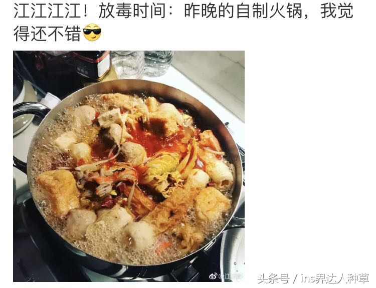 江疏影的化妆台分析，她一瓶喷雾700块，可我只买的起同款软糖