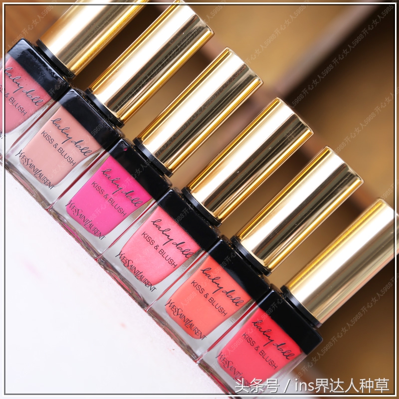 江疏影的化妆台分析，她一瓶喷雾700块，可我只买的起同款软糖