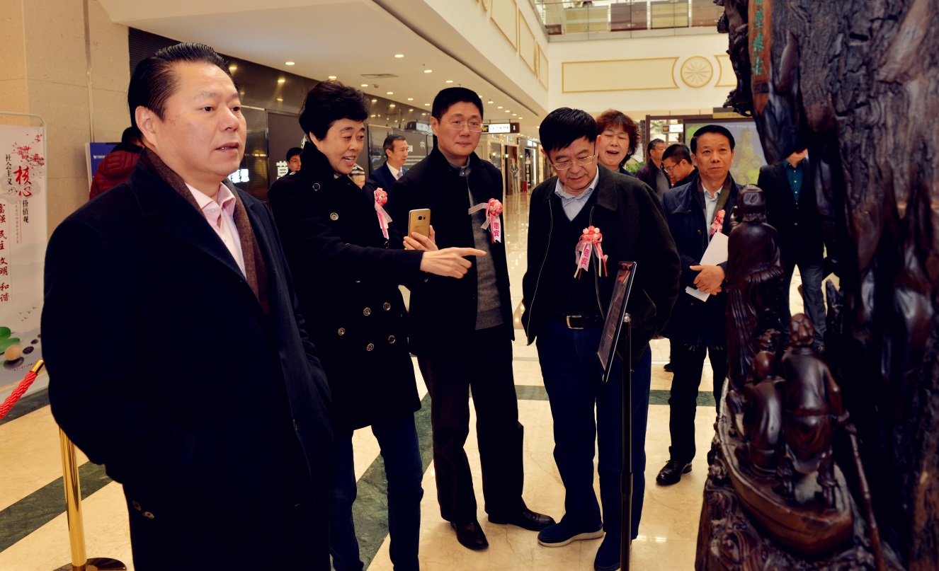 当体育阳光照进商业空间江南环球港开启商业+体育新模式