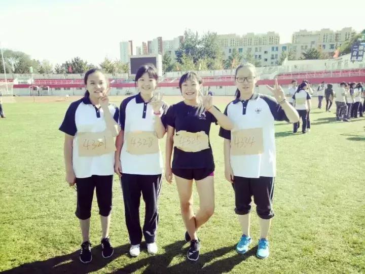 今年学校最流行的校服,最好看的春夏秋冬校服