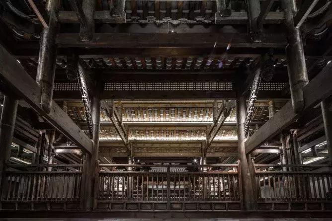 三体时空沉浸展,三体是有平行时空吗