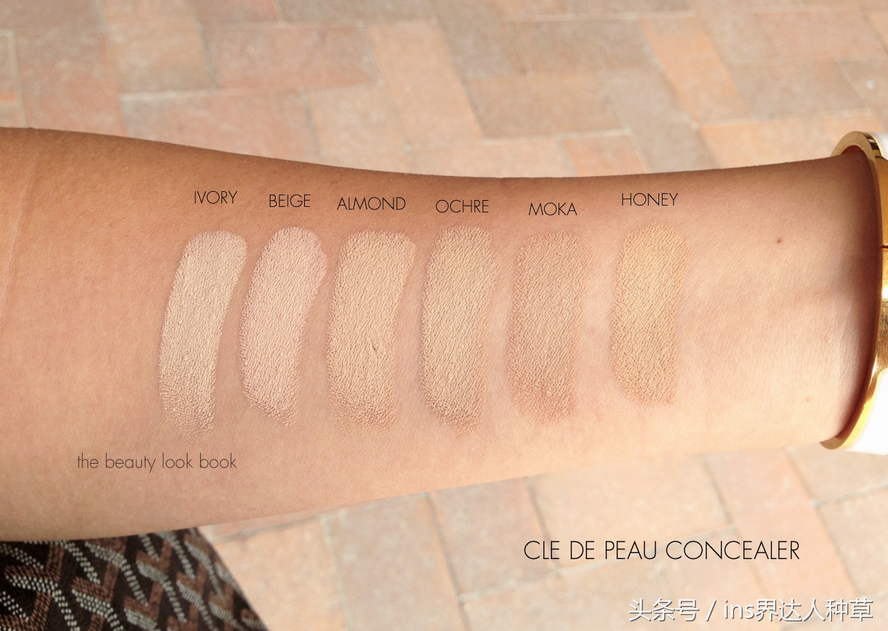 江疏影的化妆台分析，她一瓶喷雾700块，可我只买的起同款软糖