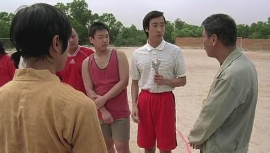 周星驰经典电影演技,周星驰经典片段他真的好像一条狗