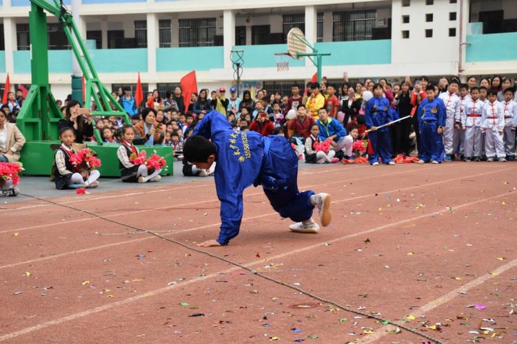 快乐体育运动开幕式,快乐童趣趣味运动会