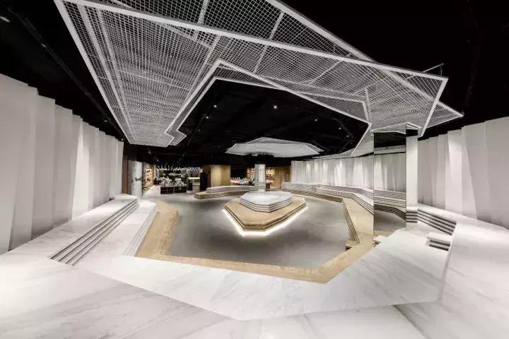 三体时空沉浸展,三体是有平行时空吗