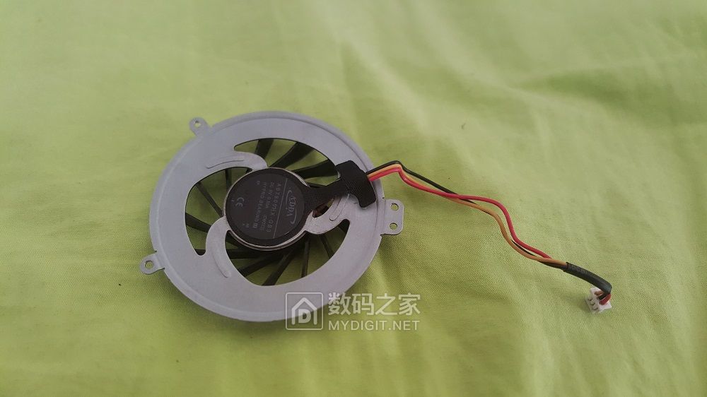 拆开散热风扇重新安装散热变差了,东芝笔记本风扇能修好吗