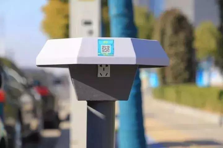 许昌街头神秘“小蘑菇”原来是这么玩的！据说用过的人都上瘾了！