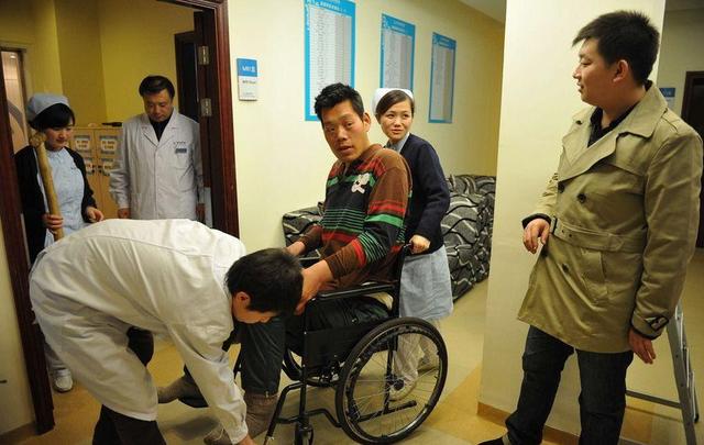 前队友,前姚明队友