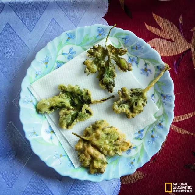 从厨房到餐桌里的美食,从市场到餐桌