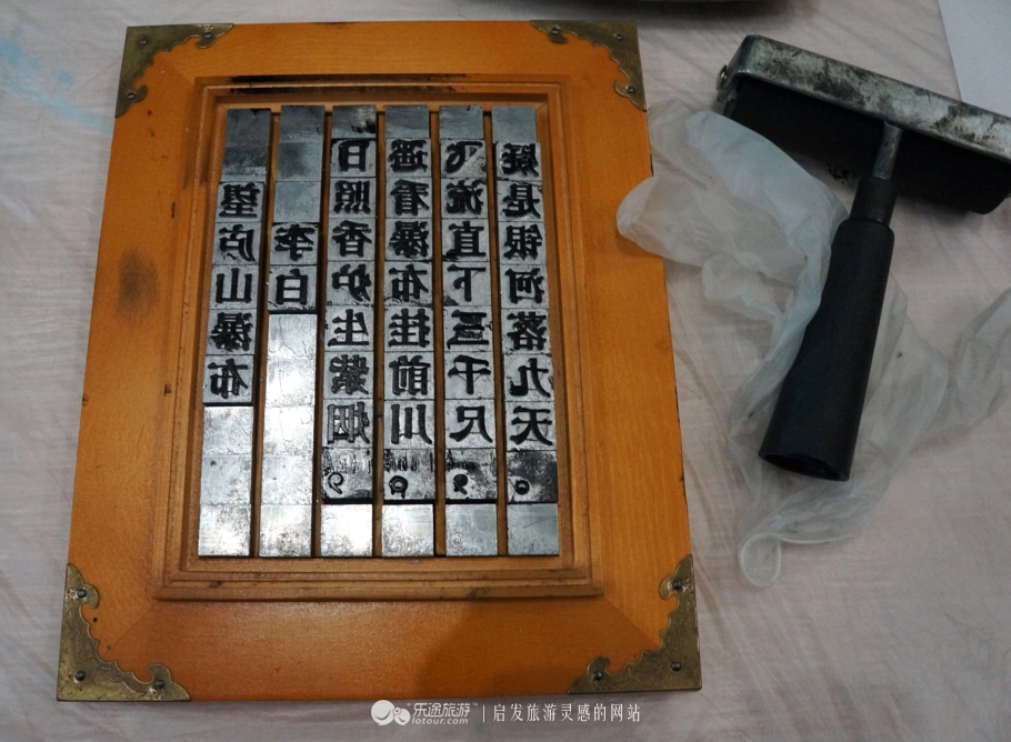 琉璃、课本、足球，博物馆也能玩嗨