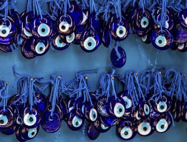 旅游纪念品别带回家,去哪里旅游能带回珍贵的纪念品