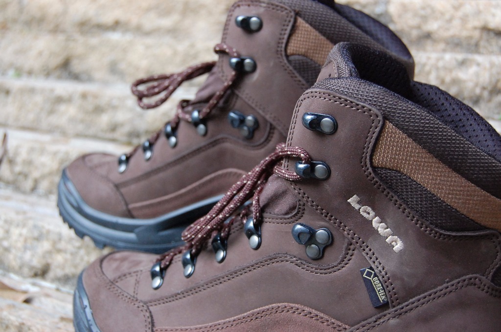 实测LOWA经典登山鞋RENEGADE，让我更从容面对自然