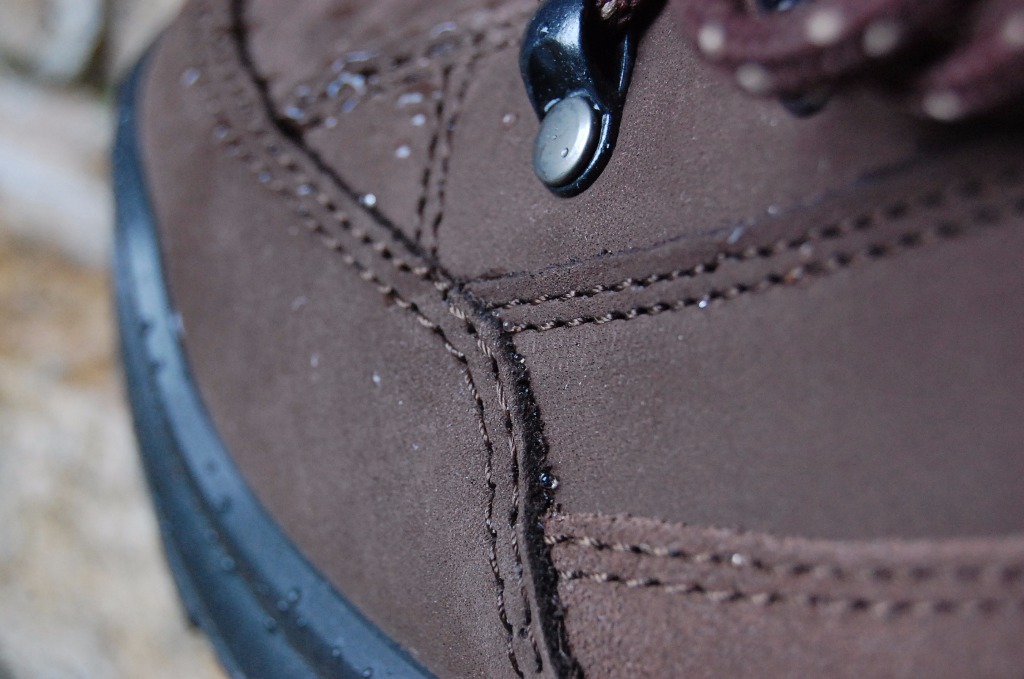 实测LOWA经典登山鞋RENEGADE，让我更从容面对自然