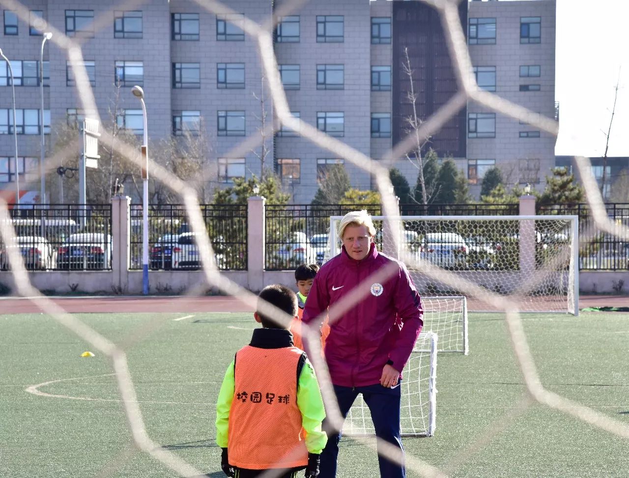 中美足球沟通开幕式,中外足球沟通
