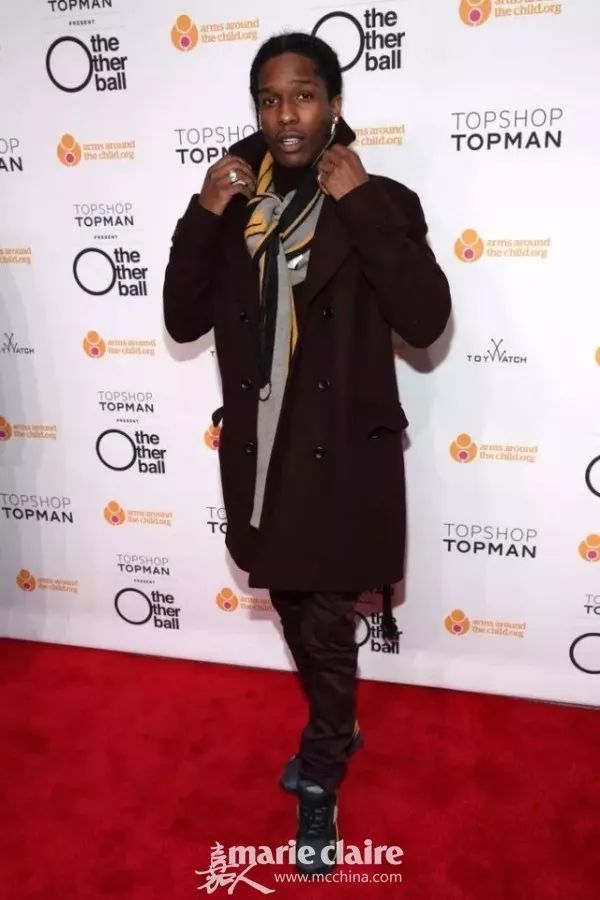 男女可穿一款超百搭老爹鞋,老爹鞋男女通用的