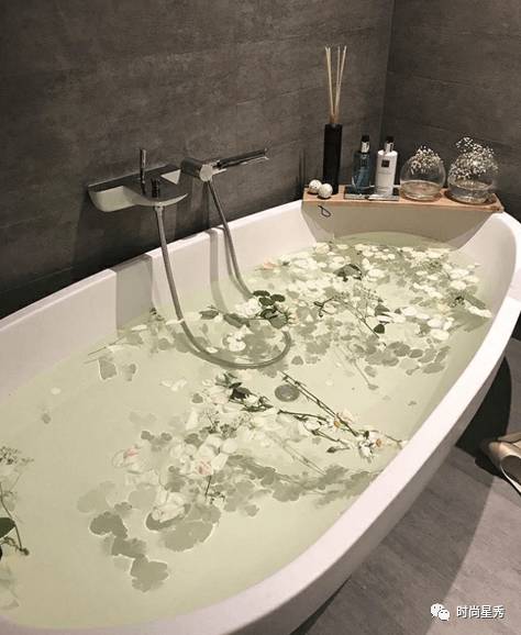 如何把泡澡这么简单的事，泡出高级感？