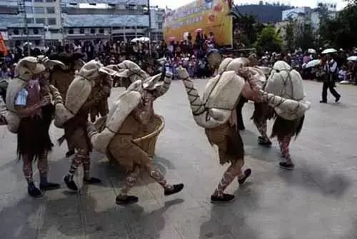 民俗的舞蹈,民俗文化易学