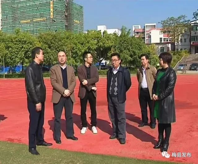 「关注」张运全到铁汉足球俱乐部训练基地调研全力支持球队建设振兴梅县足球雄风