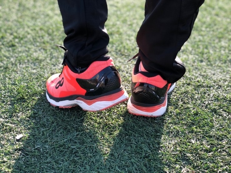 咕咚跑鞋2.0,咕咚智能跑鞋推荐