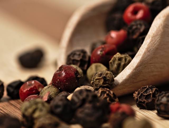 圣诞酒Glühwein把你变成万人迷，国际圣诞市集负责*情催**