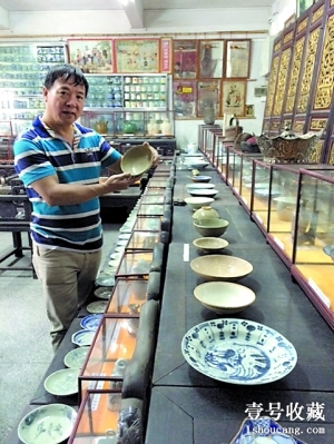 壹闻：美女用身体做画布艺术还是噱头