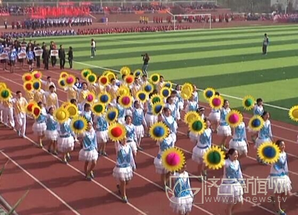 济宁市第十五中学体育生,济宁十五中趣味运动会