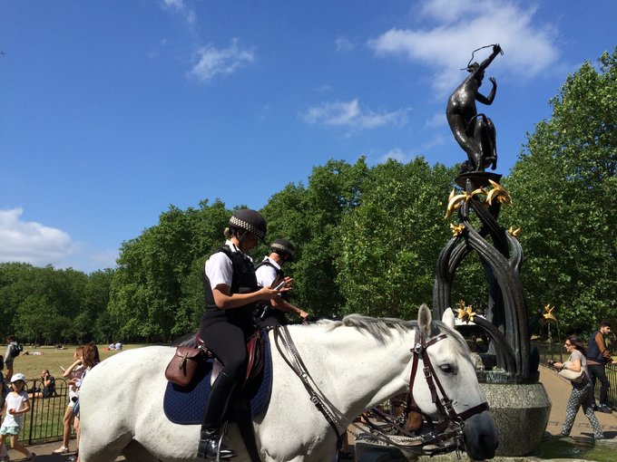【已完结】英格兰苏格兰18日游记——美景、历史、足球、文化全体验（含挡风玻璃损坏以及车胎被扎处理经过）