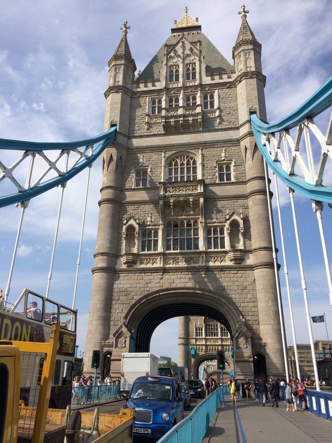 【已完结】英格兰苏格兰18日游记——美景、历史、足球、文化全体验（含挡风玻璃损坏以及车胎被扎处理经过）