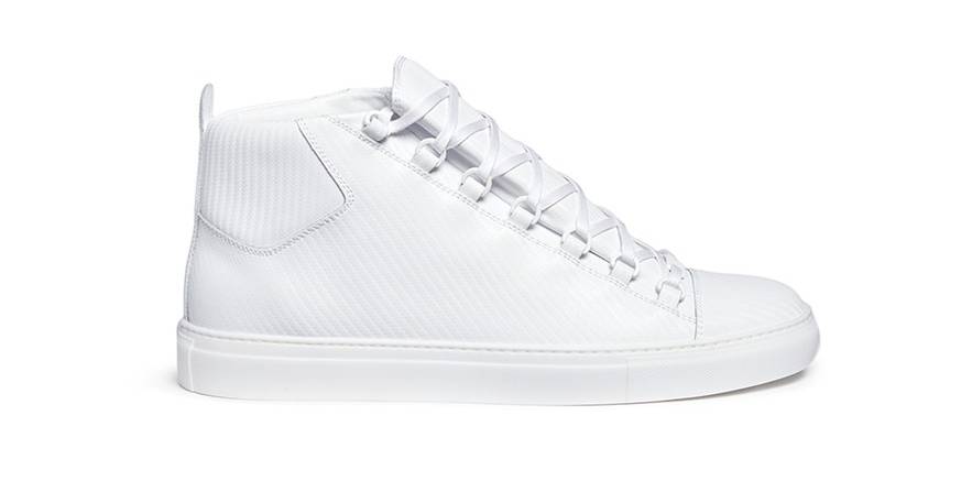 灏忕櫧闉嬪啀涔熶笉鎰佸彂榛勪簡,灏忕櫧闉嬪啀涔熶笉鎬曞彉榛勪簡