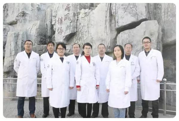 简单有效的银屑病偏方,中药泡浴治银屑病最好吗