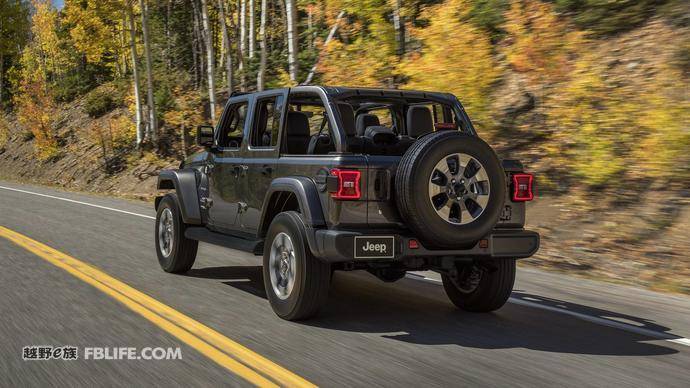 能越野的牧马人视频,能越野的吉普车