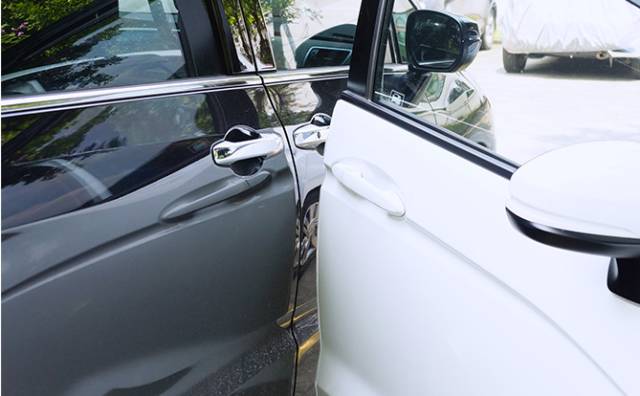 新车有防撞条,新车防剐蹭防撞条