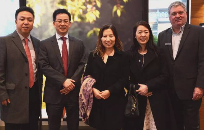 「奇闻」大温又出新鲜事：有家地产公司还做服务质量监控