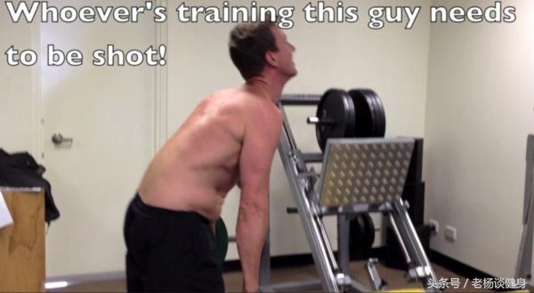 健身房硬拉90kg要关注什么,健身硬拉护腰带伤到肋骨