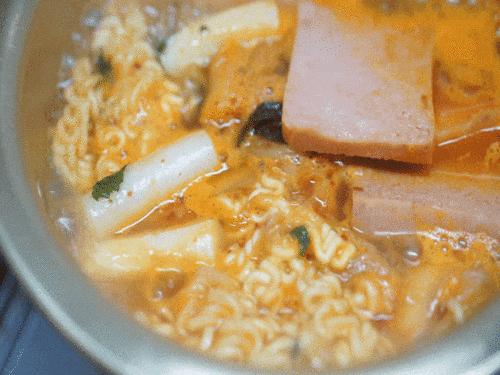 最好吃最简单的泡面的做法,买好吃的泡面