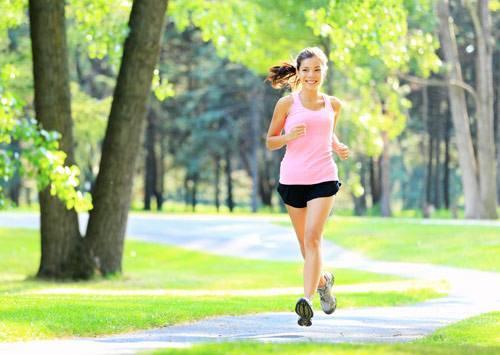 左右脸颊反复长痘痘印比较严重,左侧脸颊长痘是什么原因引起的