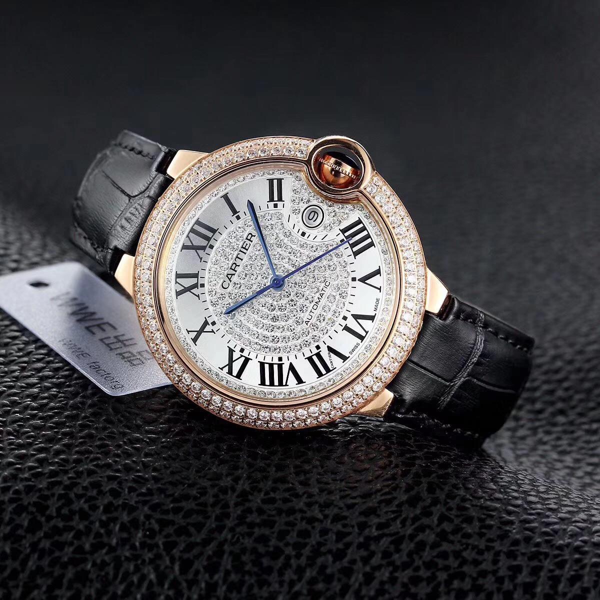 卡地亚蓝气球系列机械腕表，满天星款式更加有气质