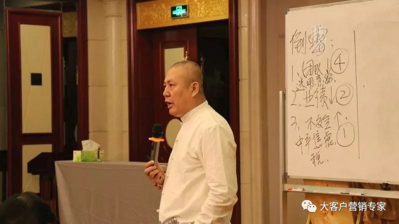 销售拜访客户前需要做哪些准备,销售如何拜访客户才能提高成功率