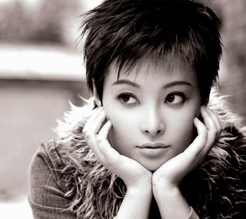 袁立在艺人的诞生互动时说了什么,袁立艺人的诞生点评视频完整